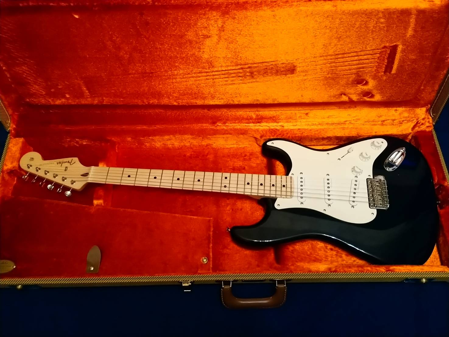 Fender eric clapton custom shop blackie