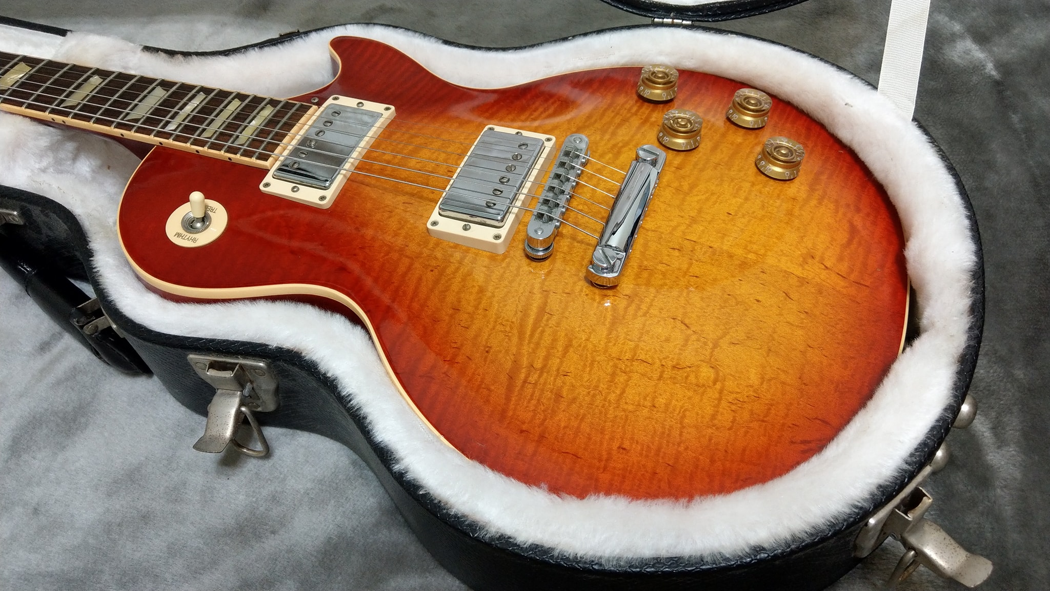 Gibson Les Paul Traditional Plus – 樂手巢二手樂器交流市集| YSOLIFE 