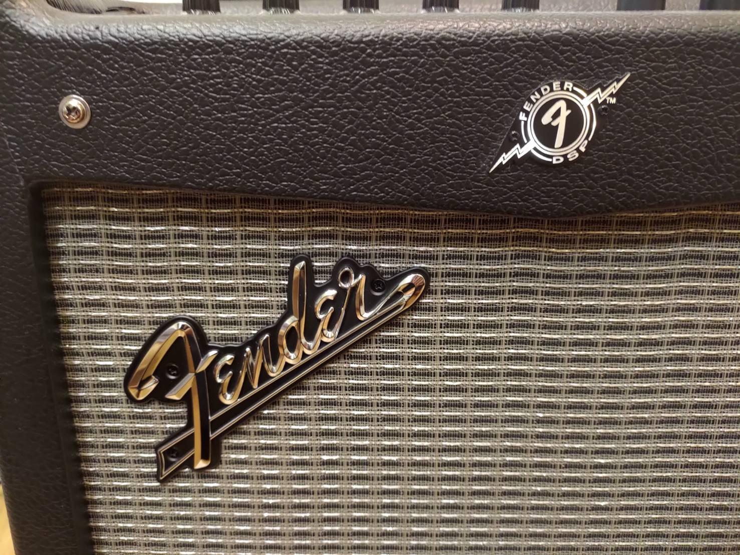 Fender Mustang I V2音箱 (20W)