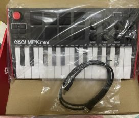 Akai KPM mini MK3 25鍵紅黑色經典迷你鍵盤