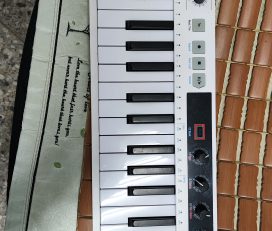 ARTURIA KEYSTEP37